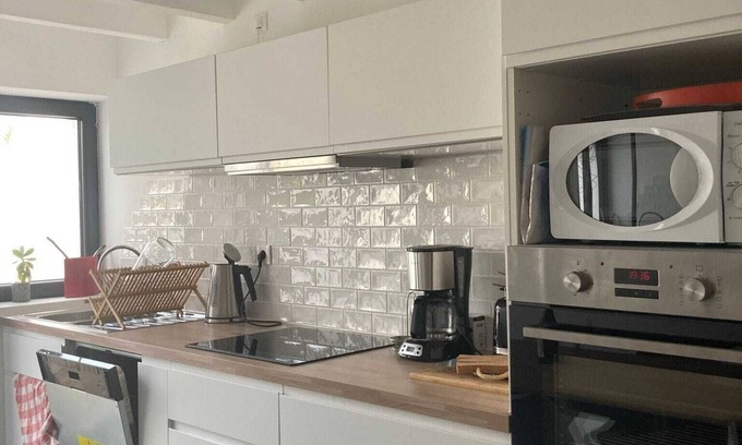 Noirmoutier-en-l'Ile Maison | Maison de pêcheur rénovée, vue mer à 20 mètres de la plage du vieil Noirmoutier