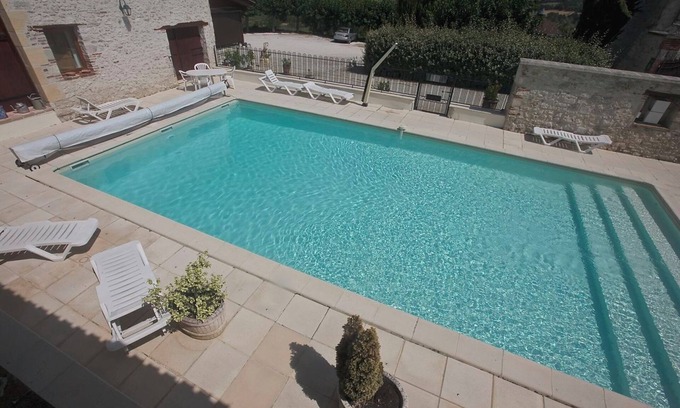 Penne-d'Agenais Maison | maison de maitre 17 °siècle, vue panoramique, propriété de 15 ha arborée, calme
