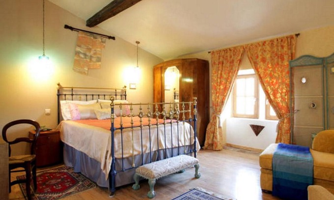 Montolieu Appartement | Maison de Textile Apartment