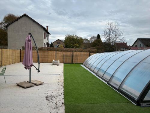 Messeix Maison | Maison de vacances avec piscine
