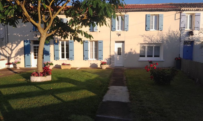 Arces Maison | Maison de vacances spacieuse au calme pour 8 pers proche Talmont-sur-Gironde