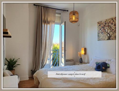 Sainte-Savine Appartement | Maison du Bonheur l Art de vivre à la française Logement entier avec parking