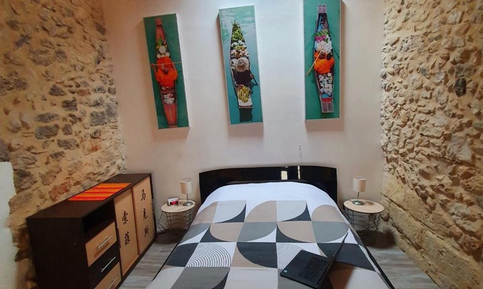 Adissan Maison | Maison en cœur d'Hérault, 25min des plages, wifi linge inclus