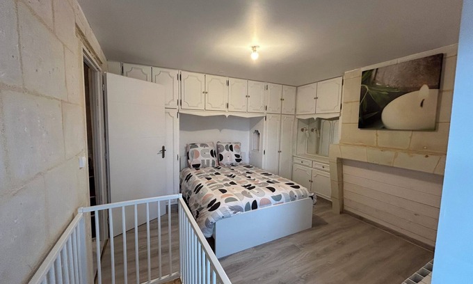Chatellerault Maison | Vrbo Property