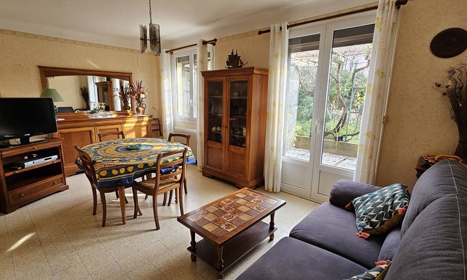 Saint-Esteve Maison | Maison entre mer et montagne