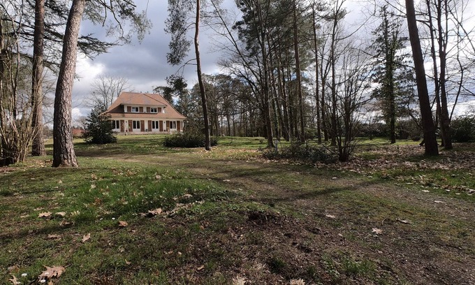 La Ferte-Imbault Maison | Maison et parc avec petit paddock à poneys à louer dans la Sologne des Rivières.