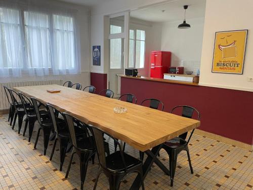 Bazouges-sur-le-Loir Maison | Maison familiale près du Zoo et du circuit - FR-1-410-463