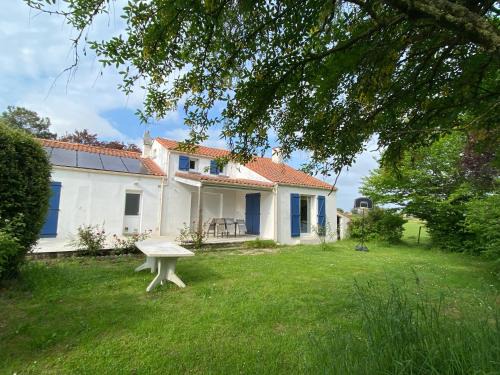 Corsept Maison | Maison familiale 4 chambres avec grand jardin, particulier