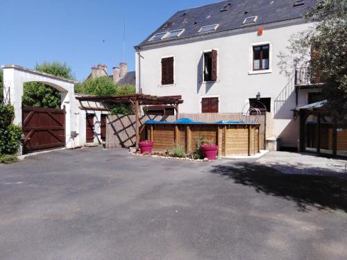 Saint-Gaultier Maison | Maison familiale avec piscine privée à Saint-Gaultier - FR-1-591-752