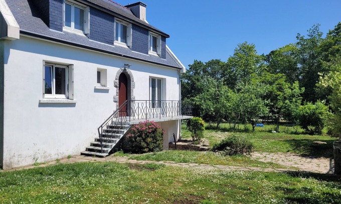 Tregunc Maison | maison familiale avec jardin au calme