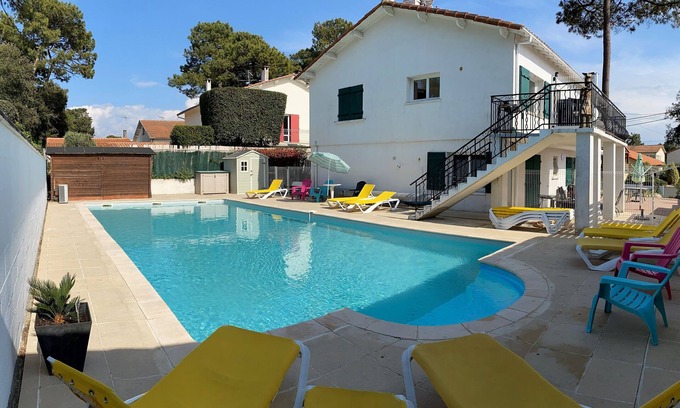Saint-Georges-de-Didonne Maison | MAISON ENTIERE 200 M² 12/15 PERS. PISCINE PRIVEE- 400M PLAGE ROYAN PARC - CALME