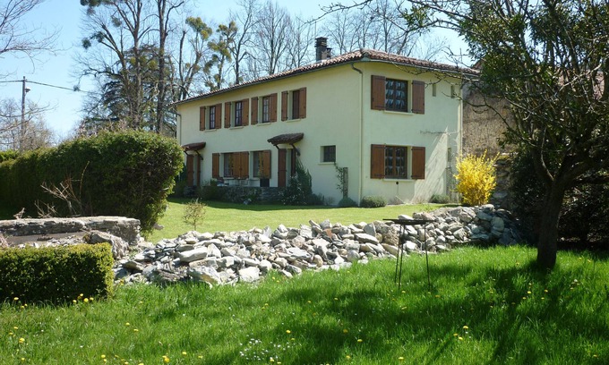 Sauveterre-de-Comminges Maison | Maison Romarin a beautiful19th Century Mas in the foothills of the Pyrenees.
