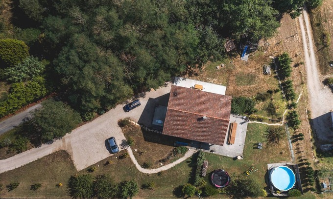 Beauvais-sur-Tescou Cottage | Maison Galine - Une grande maison de famille à la campagne avec piscine & aire de jeux
