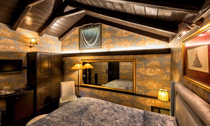 Patras Hôtel | Maison Grecque