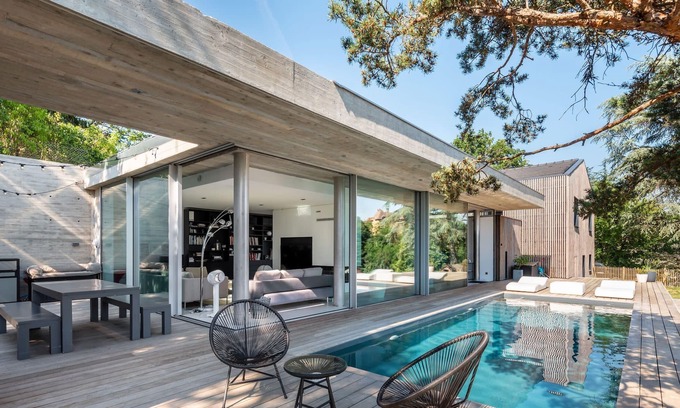 Francheville Villa | Maison H - Maison d'achitecte dedans dehors avec vue