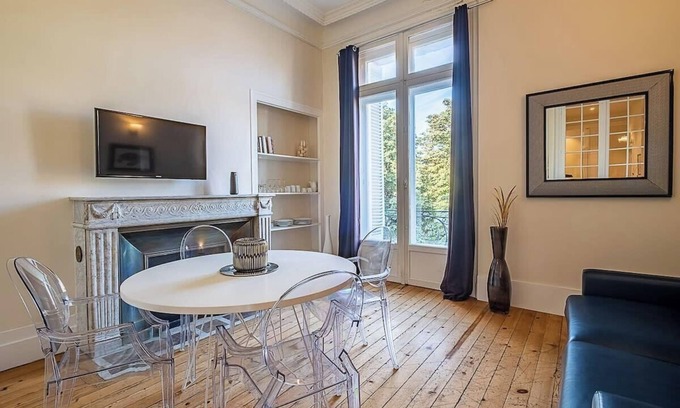 Bordeaux City Centre Appartement | Maison Ingwë - Charming 3-room apartment for 6 people Place Gambetta