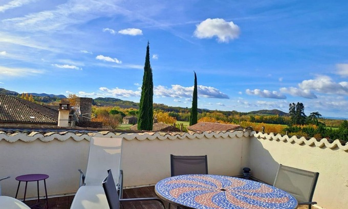Pont-de-Barret Maison | Maison Louisa – Havre de paix avec vue, aux portes de la Provence - 7 personnes