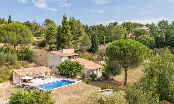 Limoux Villa | Maison Marguerite - Cinq Chambres Villa, Couchages 10