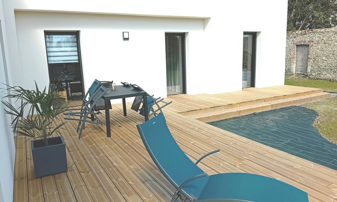 Gouville-sur-Mer Maison | Maison neuve avec Balnéo près de la plage Meublé de tourisme 4*