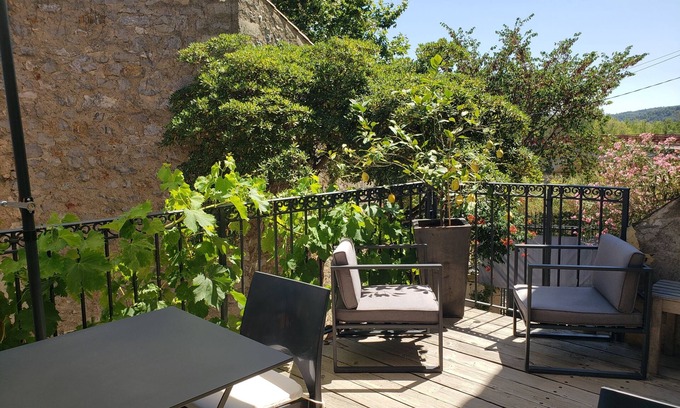 Fabrezan Lit Et Petit-Déjeuner | Maison Nolia : Chambre Madras 2 Personnes Dans Maison de Maître