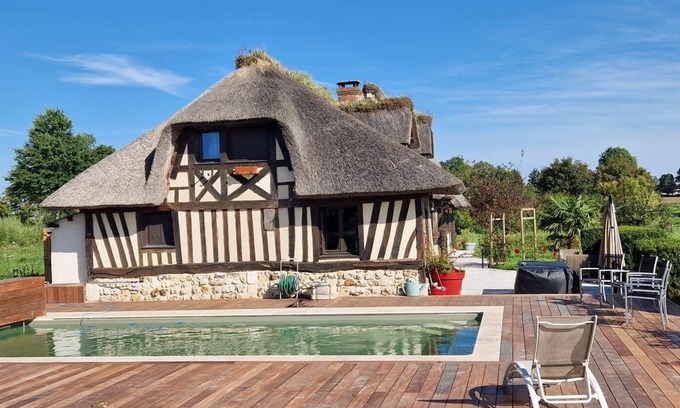 Boulleville Maison | Maison de campagne avec Piscine extérieure, terrasse et jardin (refait à neuf)
