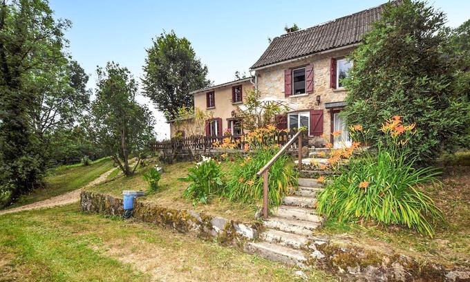 Massat Maison | Maison paisible montagne