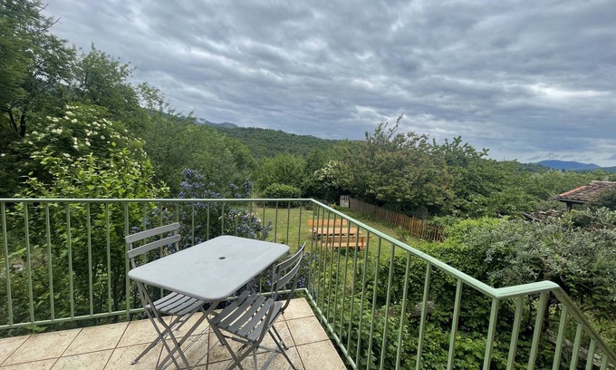 Breau-et-Salagosse Maison | Maison perchée sur les hauteurs cévennoles