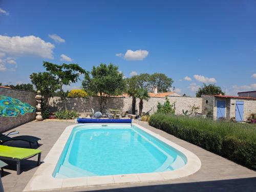 Bourgneuf-en-Retz Maison | maison piscine clos ,wifi, 2 chambres près de la mer