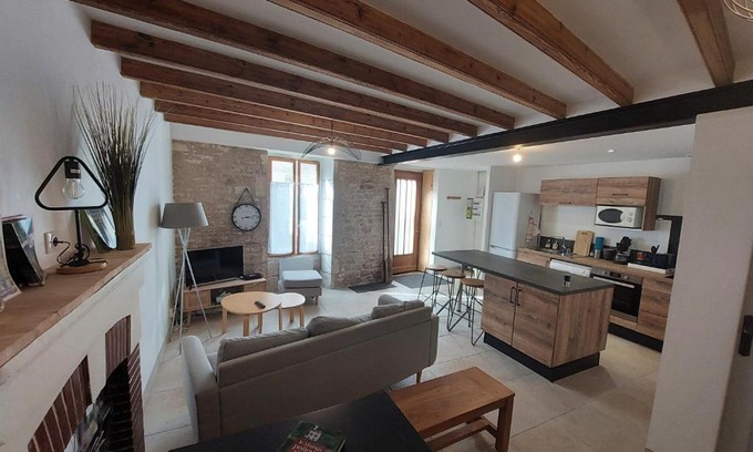 Coulon Maison | Maison plein centre COULON MARAIS POITEVIN