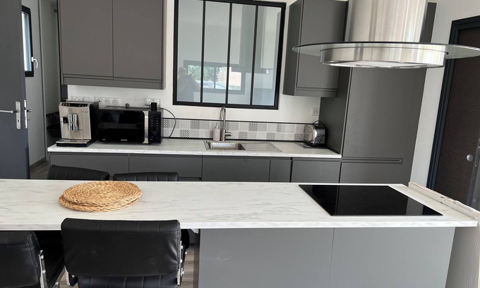 Montpouillan Maison | Maison Pour Trois Adultes ou Deux Enfants