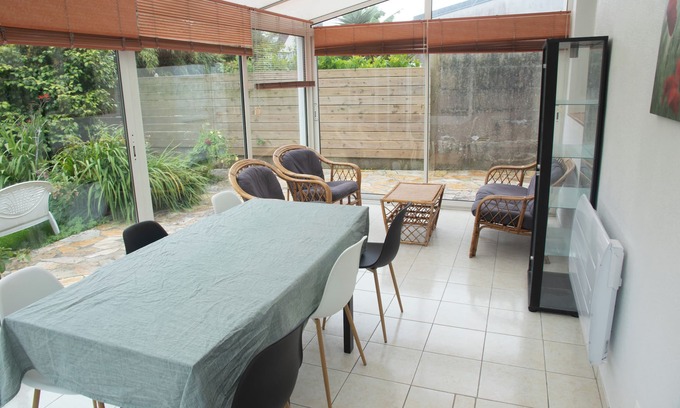 Rive Droite Maison | Maison proche de Brest Arena