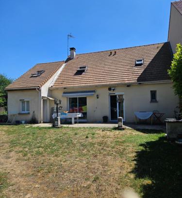 Montereau-Fault-Yonne Maison | Maison Romantique entre deux fleuves chez l'habitant