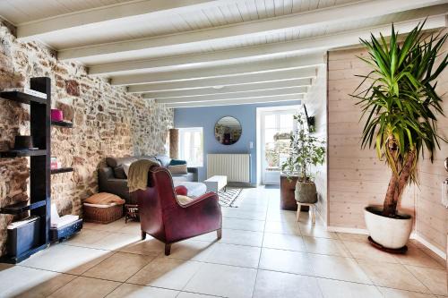 Cuiseaux Maison | Maison Saint-Thomas