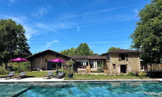 Arthez-d'Armagnac Maison | 18 Hectares , Grande Piscine , Aucuns vis à vis et la Fibre !