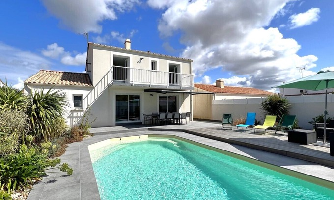 Saint-Vincent-sur-Jard Maison | Maison Tout Confort Bord de Mer, Piscine, 140m², 5 chambres