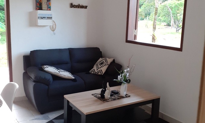 Montsinery-Tonnegrande Maison | maison type t2 cosy avec grand jardin