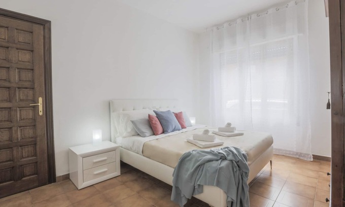 Massa Appartement | [MAISON TUSCANY] ★ ★ ★ ★ ★ 20 minutes from Forte dei Marmi | Netflix and Comfort