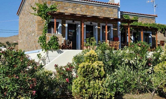 Myrina Appartement | Maisonette With Pool & Beach