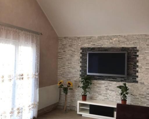 Auneuil Appartement | Maisonnette avec la terrasse