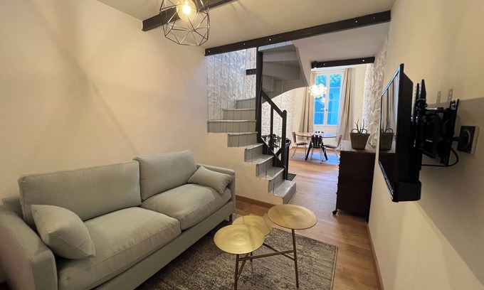 Mont Duplan Appartement | Maisonnette Centre Historique de Nîmes Tout Équipé !