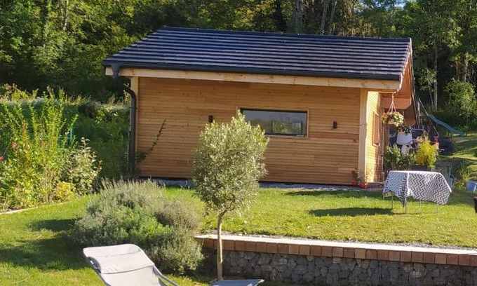 Echarvines Maison | Maisonnette