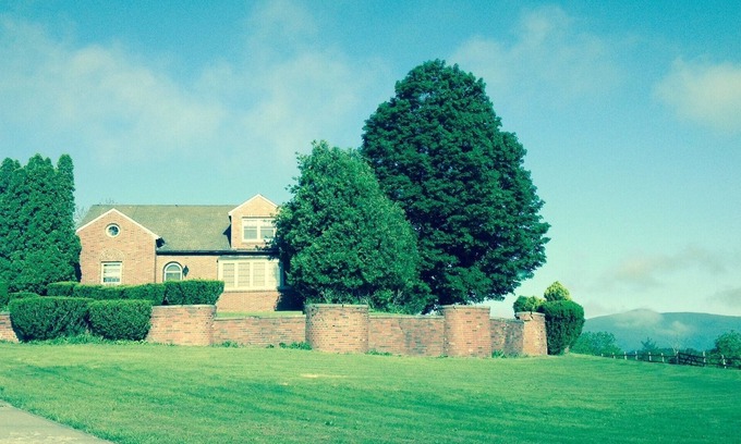 Malden Maison | Majestic Hillside Castle a maintenant Internet haute vitesse