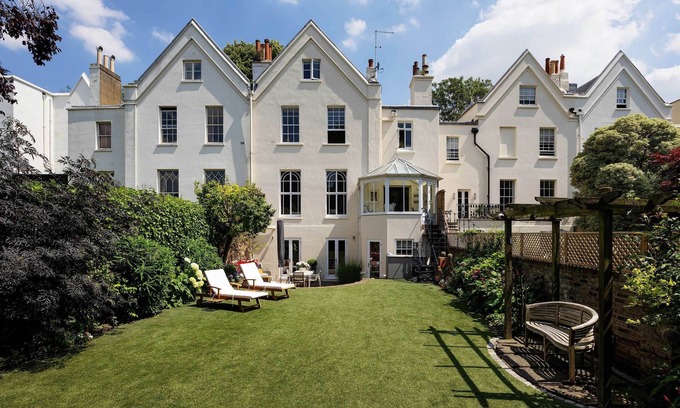 Kensington Maison | Majestic in Kensington, by Veeve