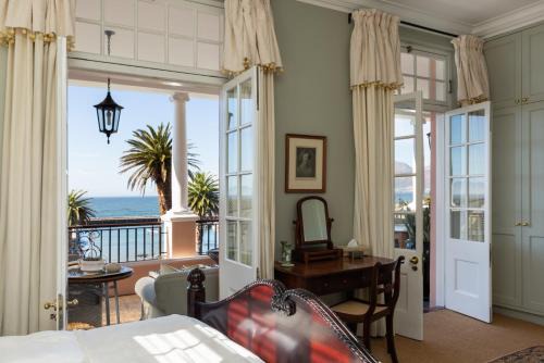 Kalk Bay Appartement | Majestic Ocean View Retreat