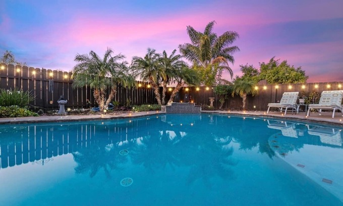 Spring Valley Maison | Majestic Views Pool&Jacuzzi, Mini Golf, Playground