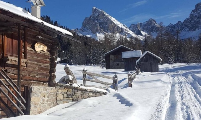 San Giovanni di Fassa Lit Et Petit-Déjeuner | Majon de la Nona