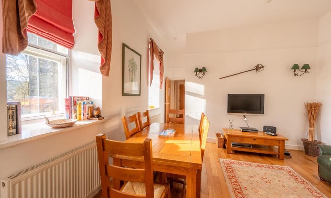Fort Augustus Appartement | Major's Apartment 3 Bedroom Self Catering Property in historic Abbey