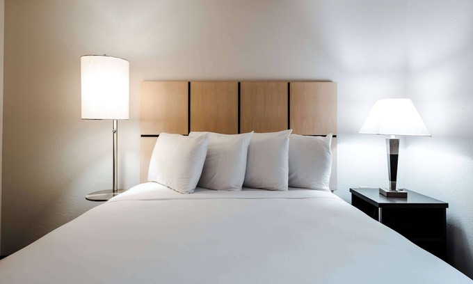 Fossil Creek Hôtel | Make Your Trip More Enjoyable! Free Parking, Pets Allowed
