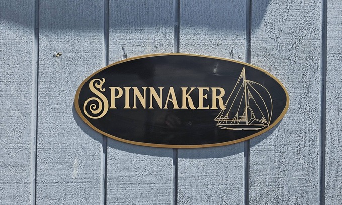 Maketu Cabine | Maketu Beachside Haven Spinnaker Cabin, Sea Views & Pet-Friendly