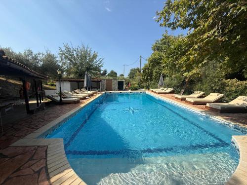 Metamorfosi Maison | Makis House
